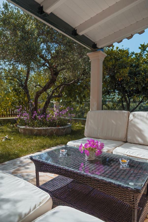 Villa Armonia Vitaládes Buitenkant foto